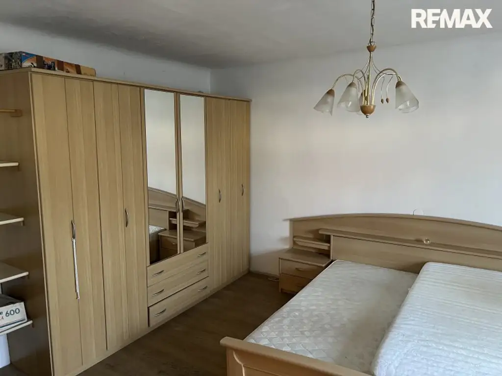 Traumhaftes Baugrundstück mit Altbestand in Wiener Neustadt!