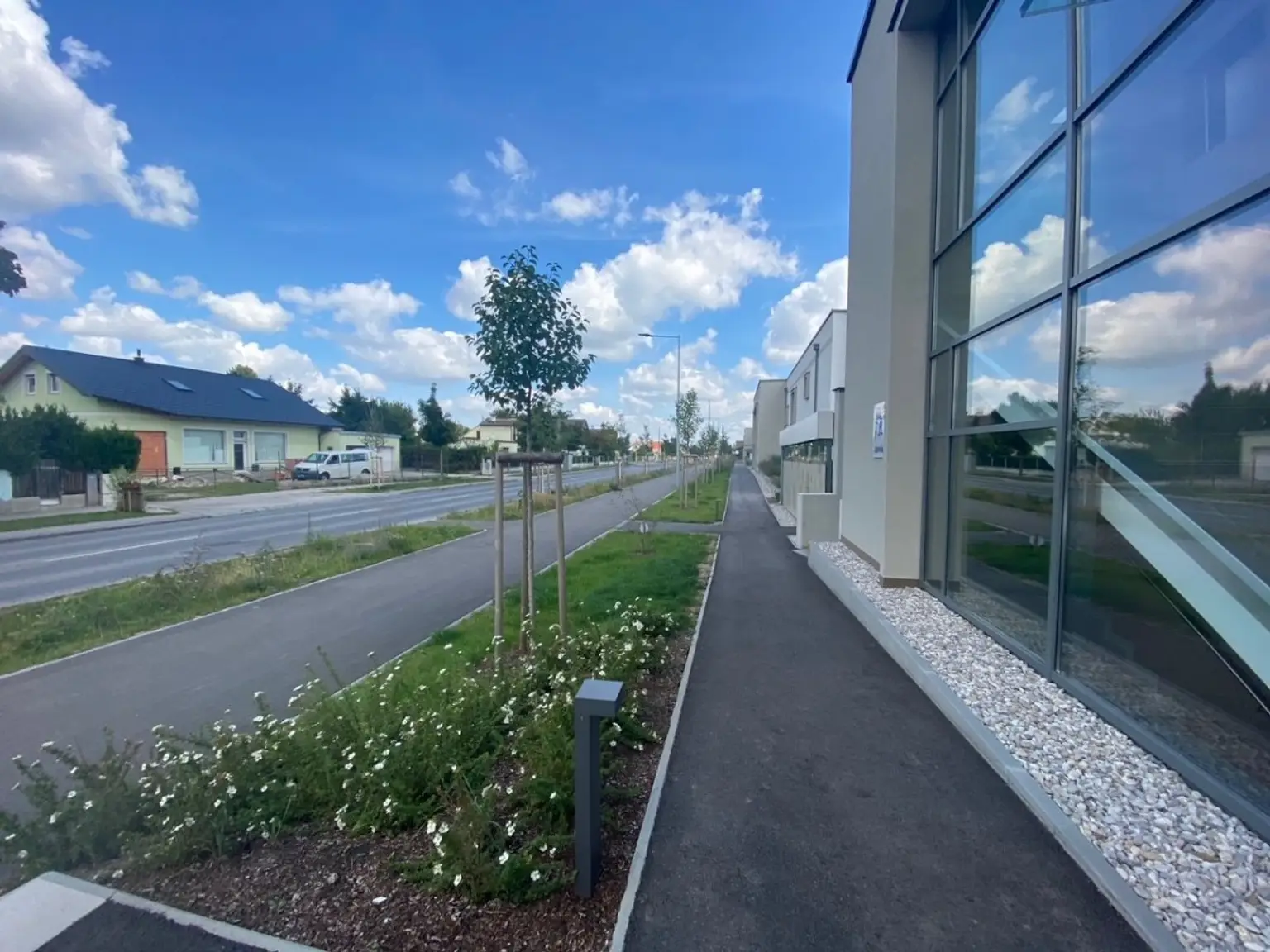 10 | NEU ++ VIER Zimmer mit TERRASSE und GARAGENPLATZ | Prima Service Immobilien
