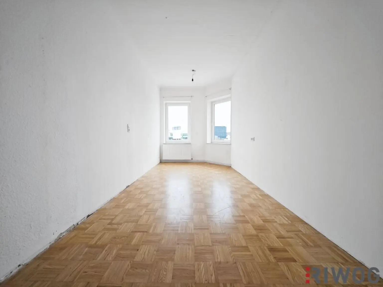 153m² Büro/Studio/Vereinsräume mit Balkon | direkt bei Autobahn & Nahversorgern | optionale Parkplätze