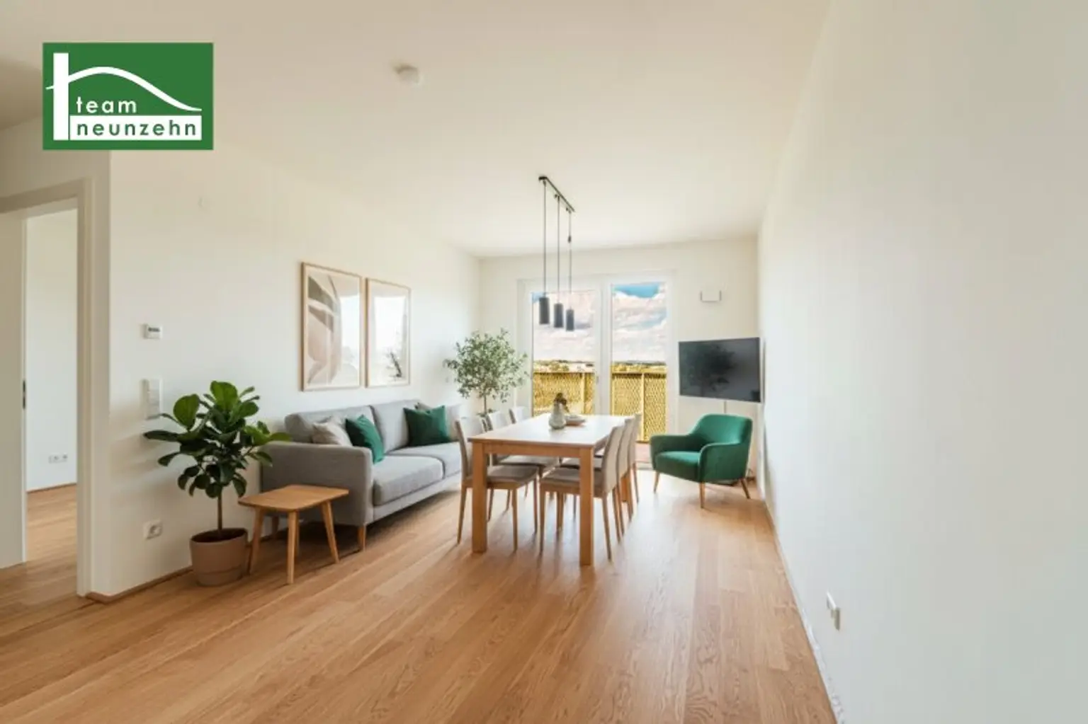 Alles was man sich wünscht – kostengünstige Heizung/“Kühlung“ über Erdwärme, PV-Anlage, weitläufige Grünflächen! - JETZT ZUSCHLAGEN