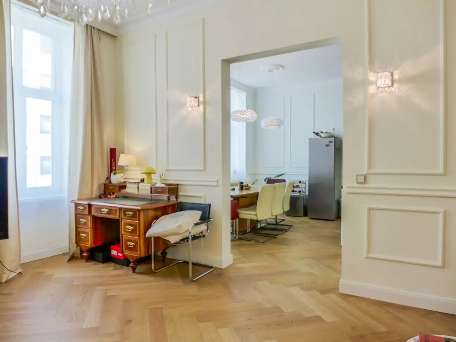 Klassischer Altbau trifft modernes Raumkonzept - 4 Zimmer-Wohntraum nahe Wien Mitte
