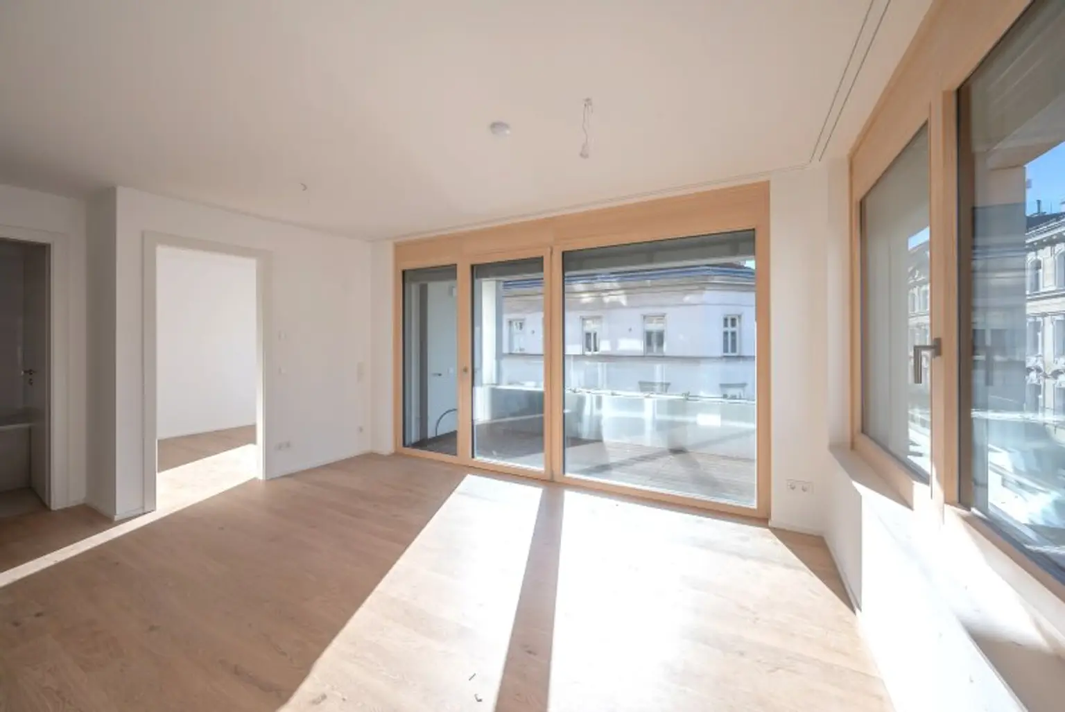 ++MOLLARD 50++ hochwertige 3-Zimmer-Wohnung mitten im Herzen der Stadt