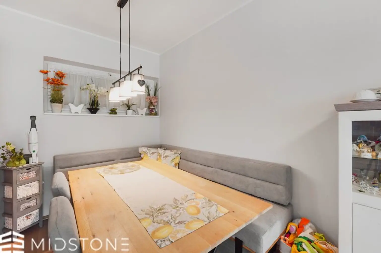 *Sonnige Gartenwohnung in ruhiger Lage* Komfortables Wohnen mit Terrasse und Garage