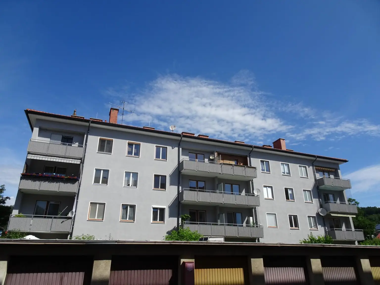 3-Zimmer-Wohnung mit Balkon mit Einbauküche