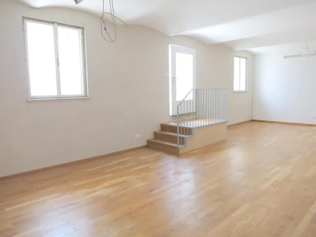 Flexible Büro- und Geschäftsfläche in zentraler Lage von Gersthof !