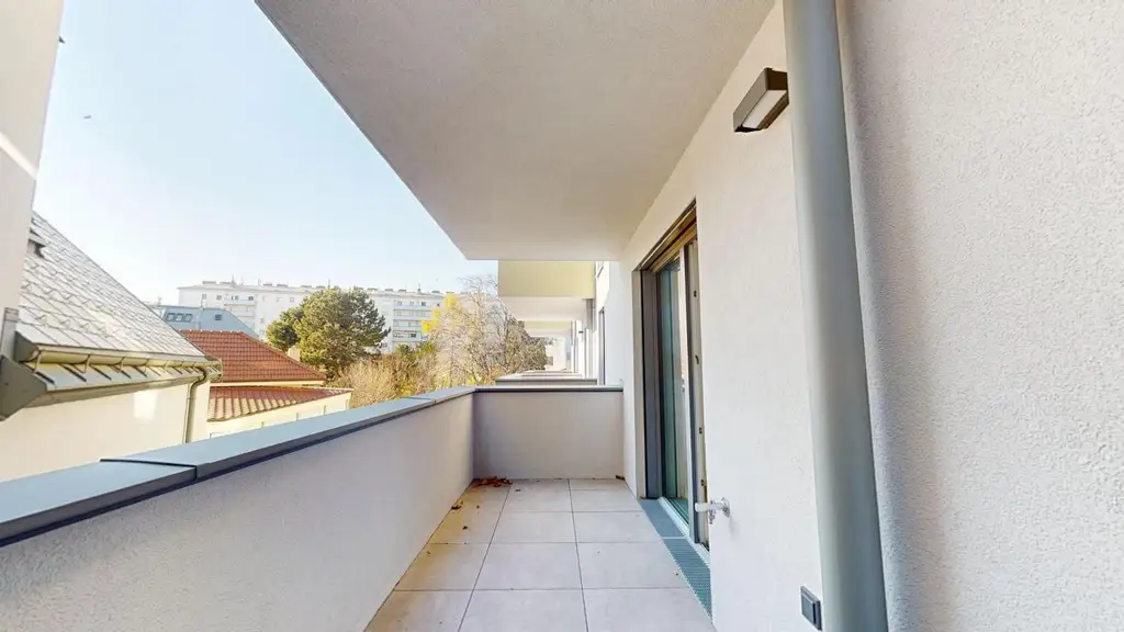 Ihre Oase im Grünen – charmante 3-Zimmer-Wohnung nahe der Donau!
ERSTBEZUG!