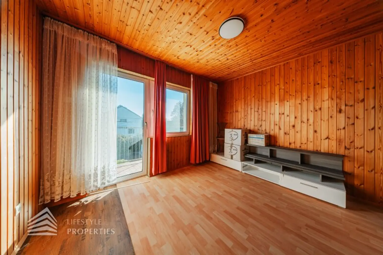 Großzügiges Familienrefugium in absoluter Ruhelage – charmantes Wohnhaus auf 1.000 m² Traumgrundstück in 1220 Wien