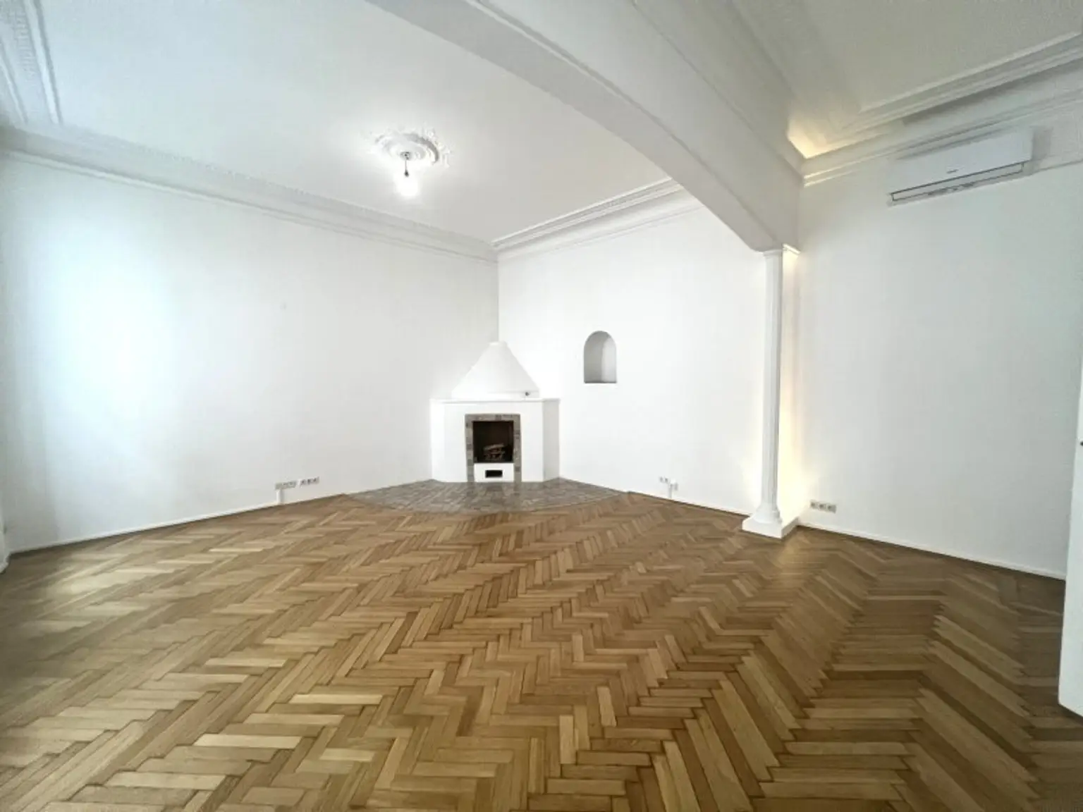 Schöne, repräsentative Büro- oder Kanzleiräumlichkeiten in bester Innenstadtlage - Nähe Stephansplatz (!)