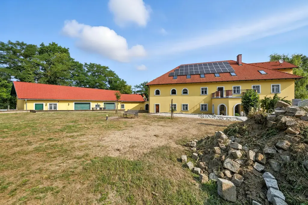 Landidylle, Historie und jede Menge Potenzial: EHEMALIGE MÜHLE – HEUTE EIN REFUGIUM DER BESONDEREN KLASSE!