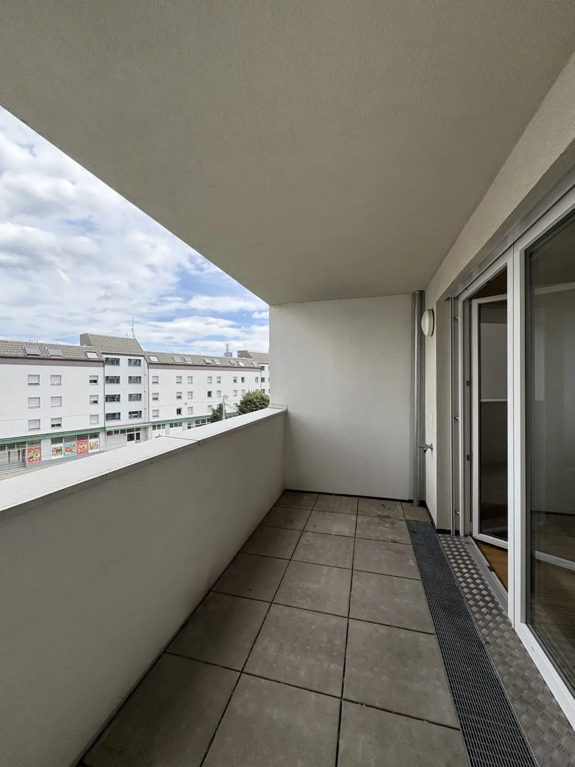 Loggia I