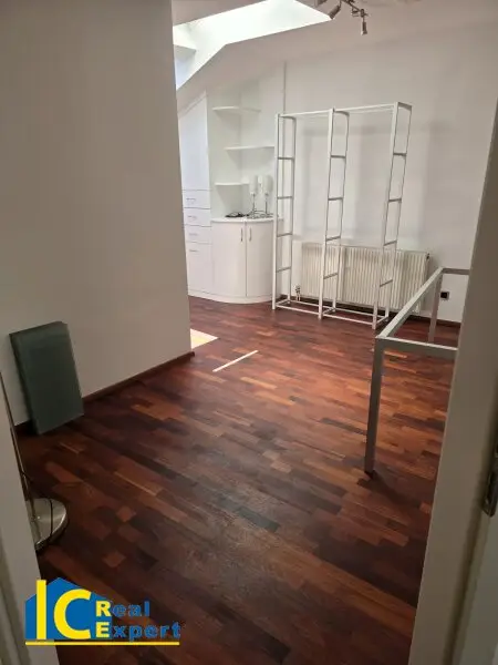 Großzügiges Schlafzimmer