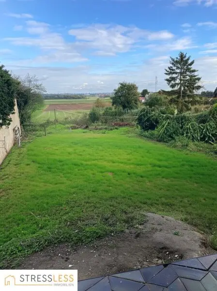 Gemütliches Ein-/Zweifamilienhaus mit großem Garten – nur 5 Minuten zur Wiener Stadtgrenze!