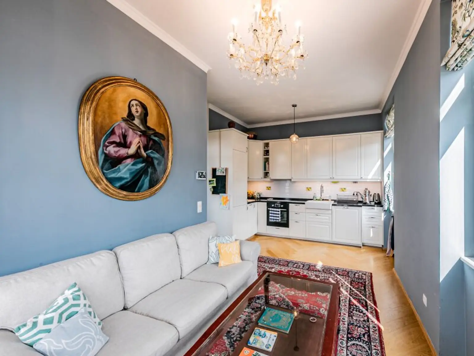 Stilvolle Familienwohnung am Fuß des Küniglbergs - 4 Zimmer getrennt begehbar - Balkon, Klima, Gartennutzung