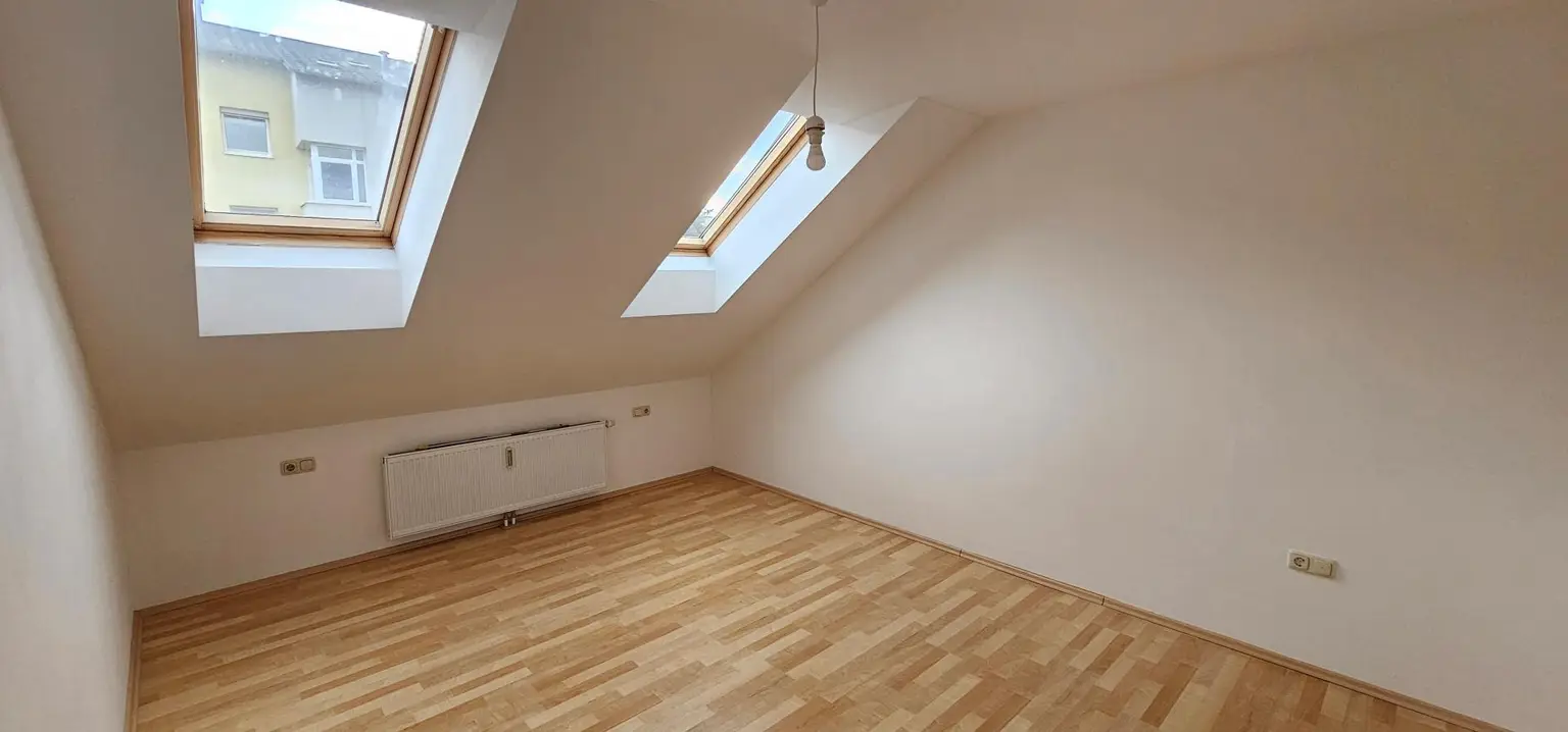 Günstige Dachgeschosswohnung im Ennser Bahnhofsgebiet