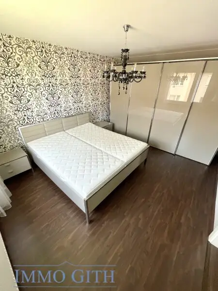 LICHTDURCHFLUTETE CA. 80 m² GROSSE 3-ZIMMER-WOHNUNG MIT BALKON IN GRÜNRUHELAGE VON POTTENSTEIN ZU KAUFEN!