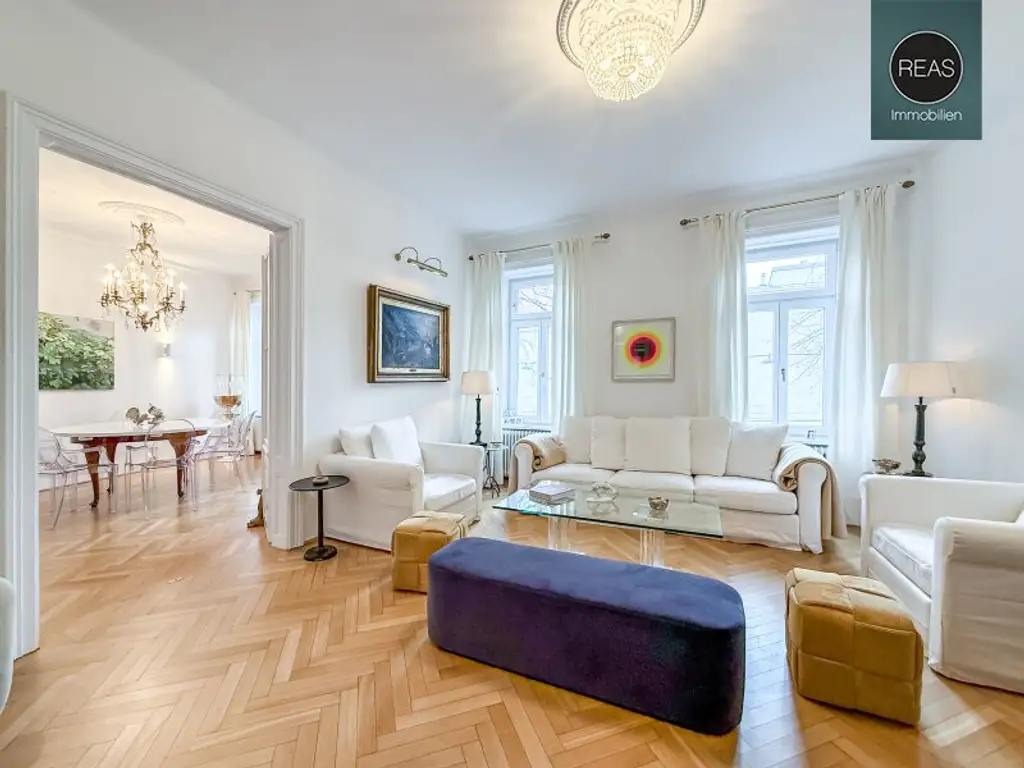 Provisionsfrei: Traumhaftes Stadthaus mit Garten in Gersthofer Bestlage!