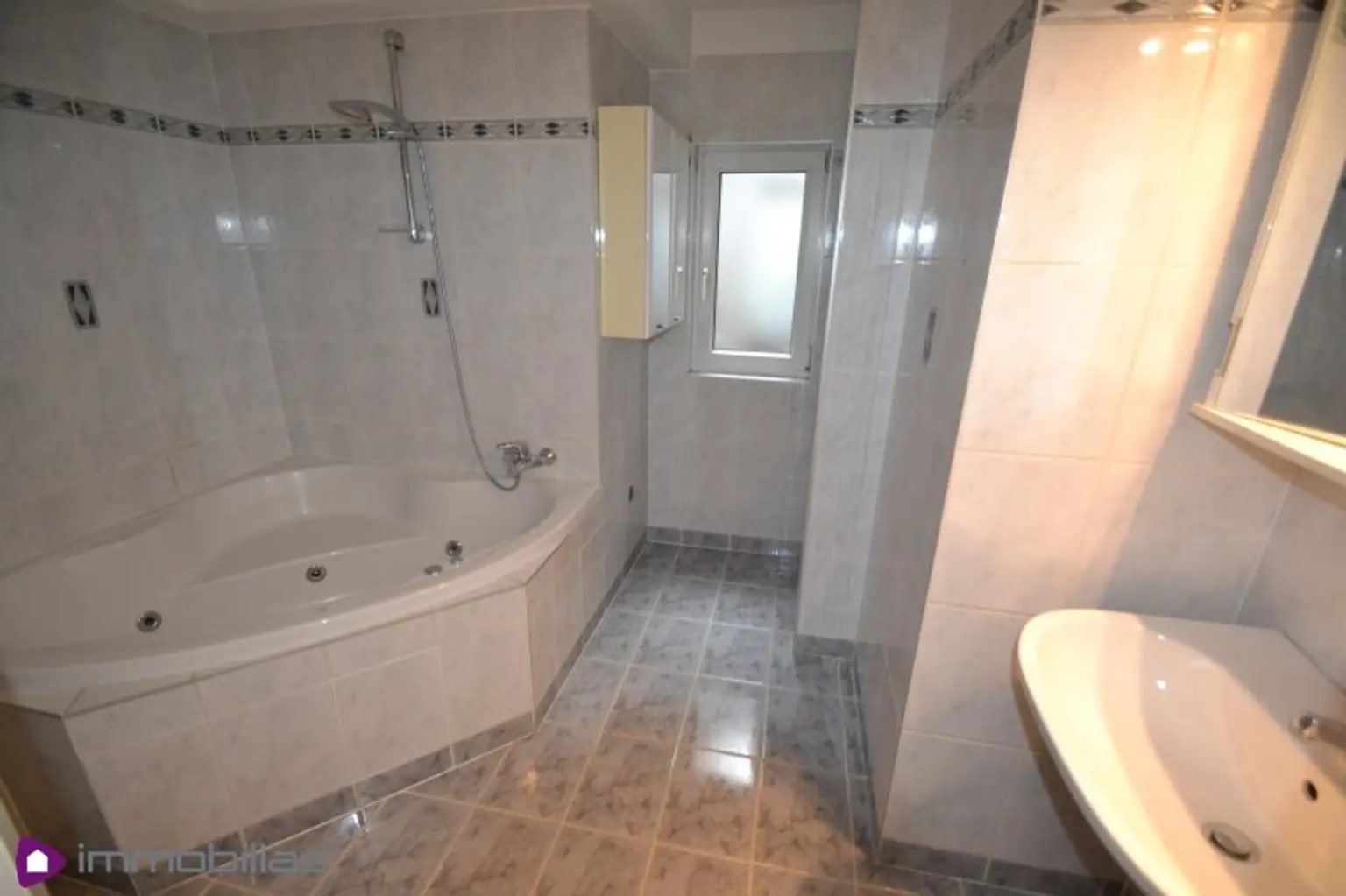 Blick von der Dachterrasse in die Ferne....