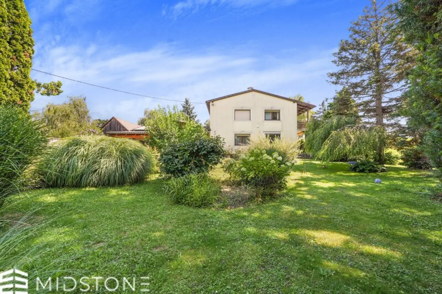*Naturparadies in Orth an der Donau* Einfamilienhaus mit viel Potenzial und wunderschönem Garten