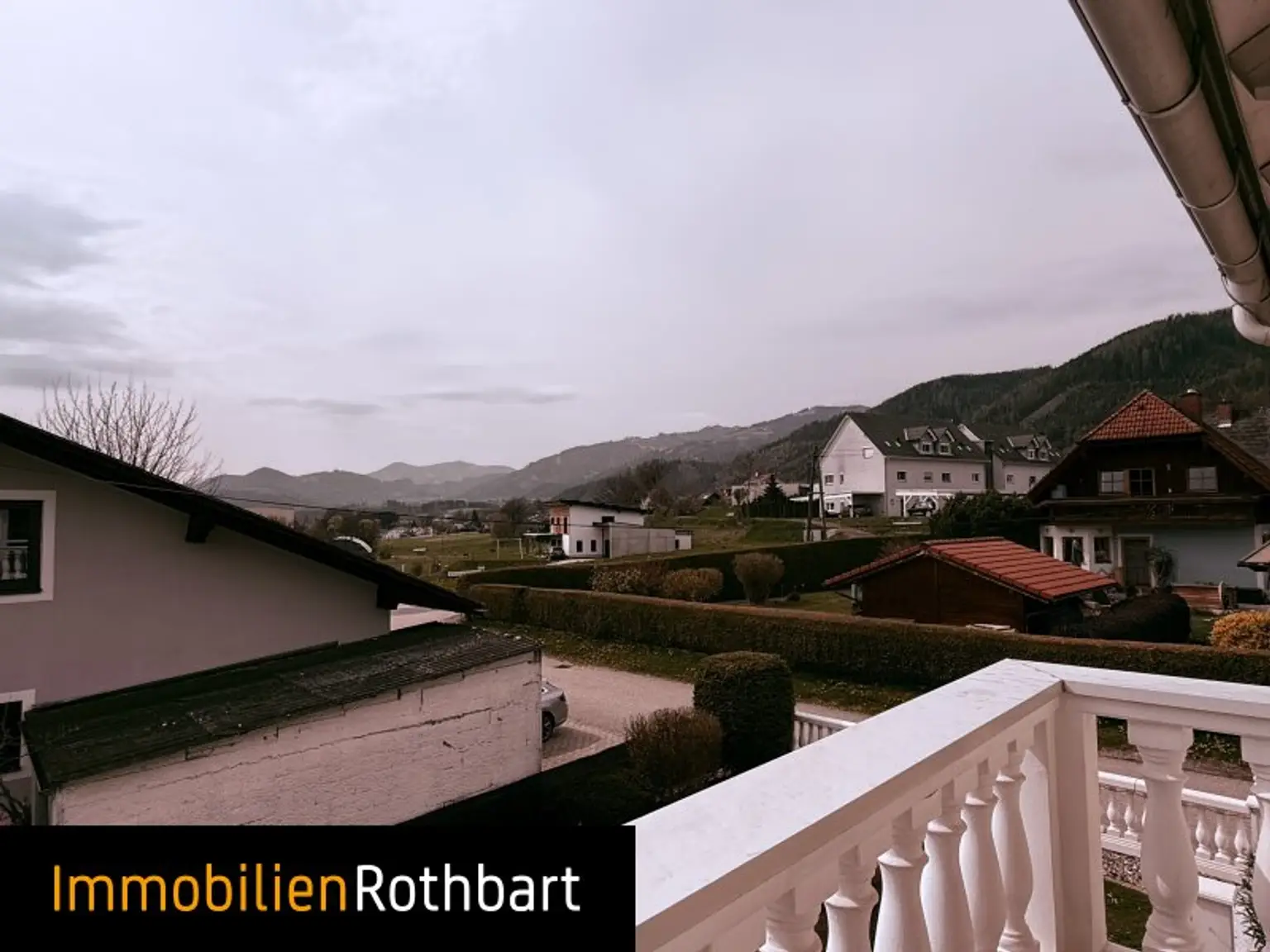 Wohnhaus mit Doppelgarage in bester Lage von St. Lorenzen!