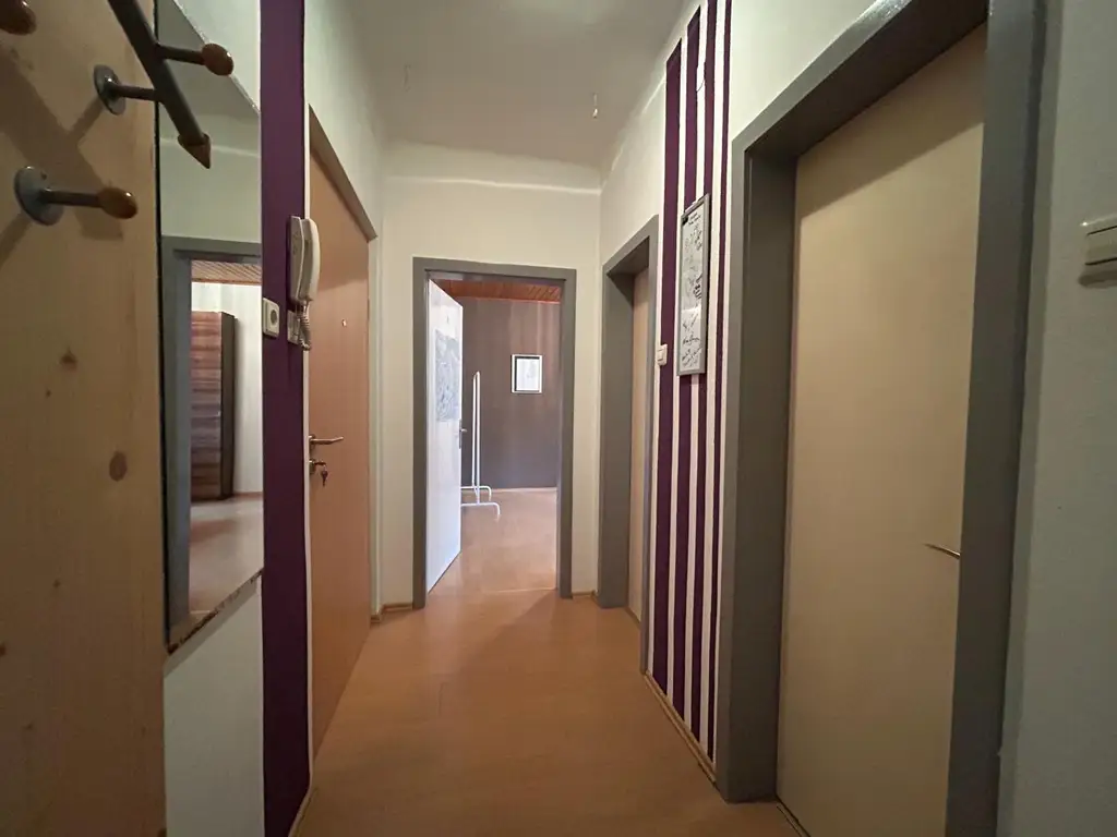 Gepflegte & praktische 2-Zimmer Wohnung in Aussichtslage!