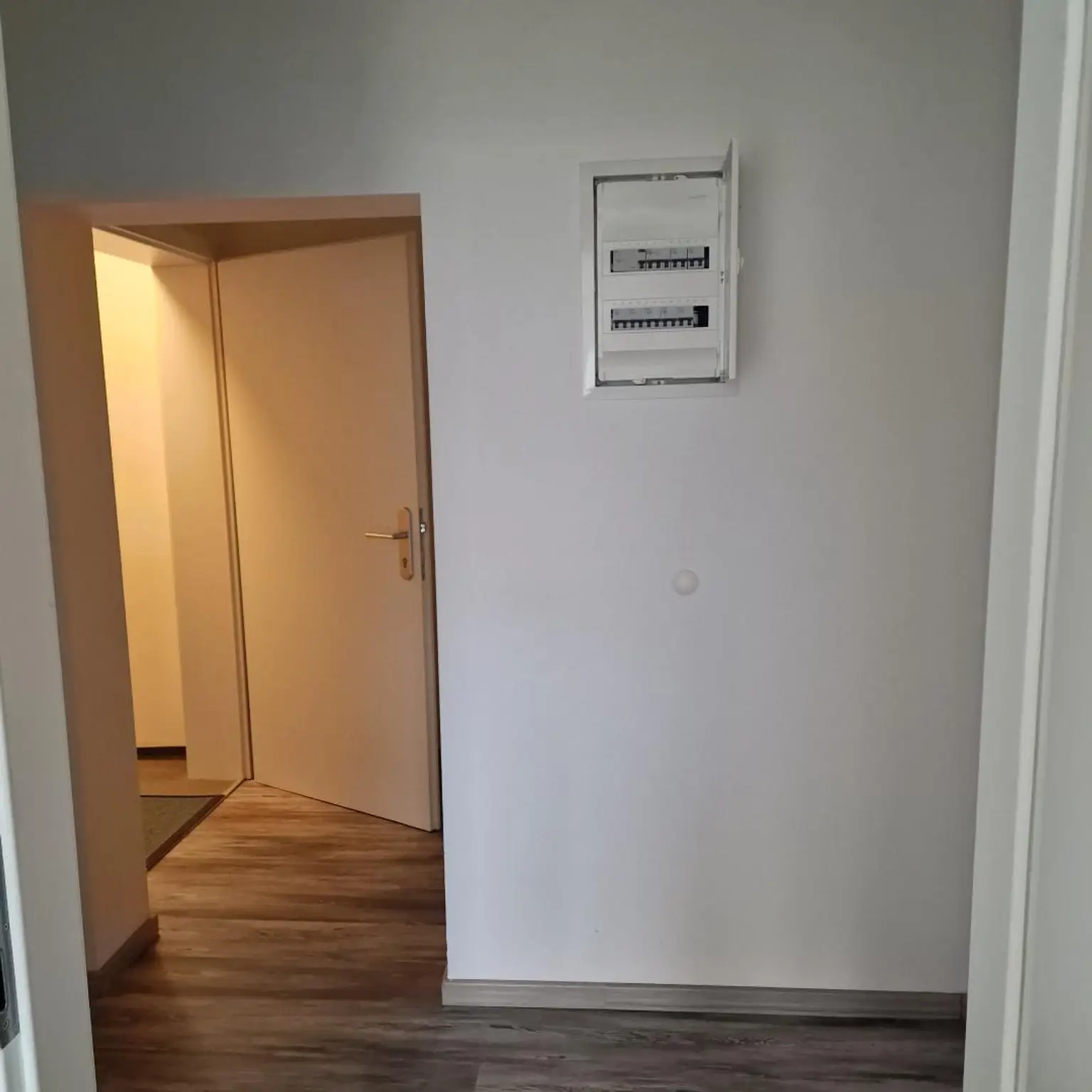 Kleinwohnung mit Terrasse!