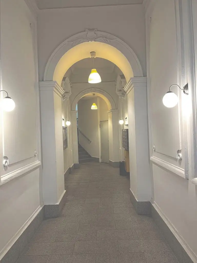 Altbau mit Loggia
