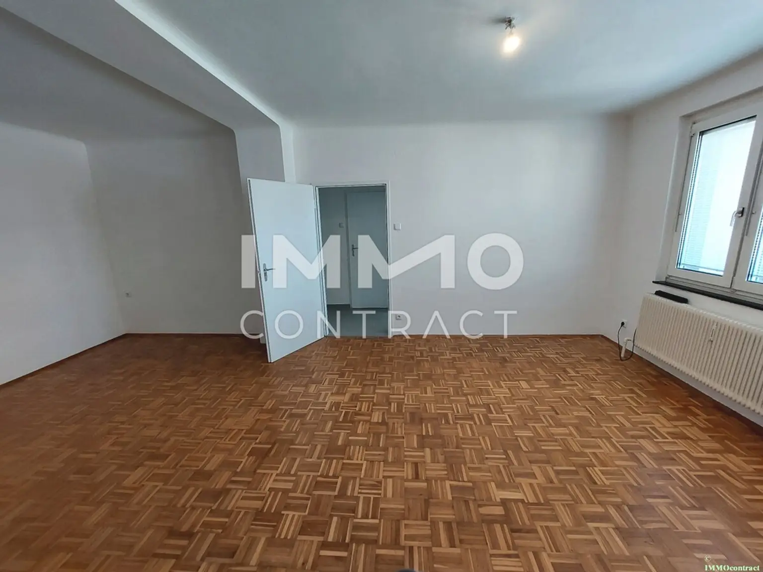 Sanierte 2-Raum - Wohnung mit Loggia und Lift im Stadtzentrum von Amstetten 67 m²