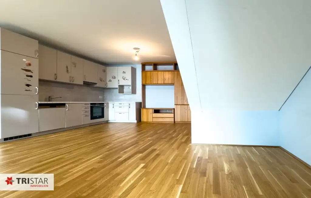 Exklusives Stadthaus nahe Wilhelminenberg & Steinhofgründen · Wohnen & Arbeiten · rechtlich kombinierbar · 4 x Zimmer · Tiefgarage Inkludiert !