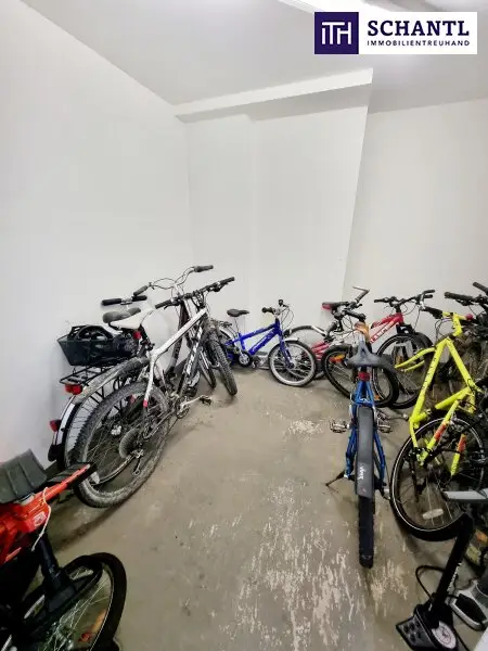 Traumhafter Fernblick + Absolute Grün- und Ruhelage + Tolle Raumaufteilung + Garagenplatz inklusive! Das perfekte Zuhause über den Dächern...
