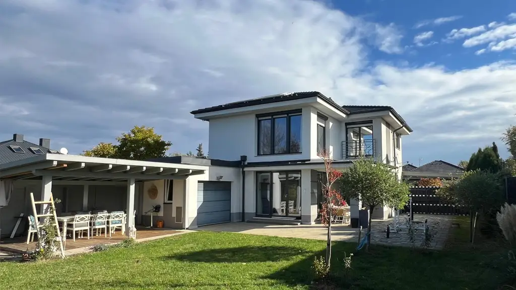 Wohnen mit bester Aussicht und schönem Garten in Schachendorf!