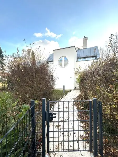 Wohnen mit Weitblick: Stilvolle 2-Ebenen-Wohnung mit Terrassen in der Sieveringerstraße