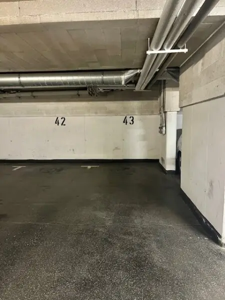 Moderne 3-Zimmer-Wohnung in 1140 Wien: Balkon, Garagen & perfekte WG-Option!