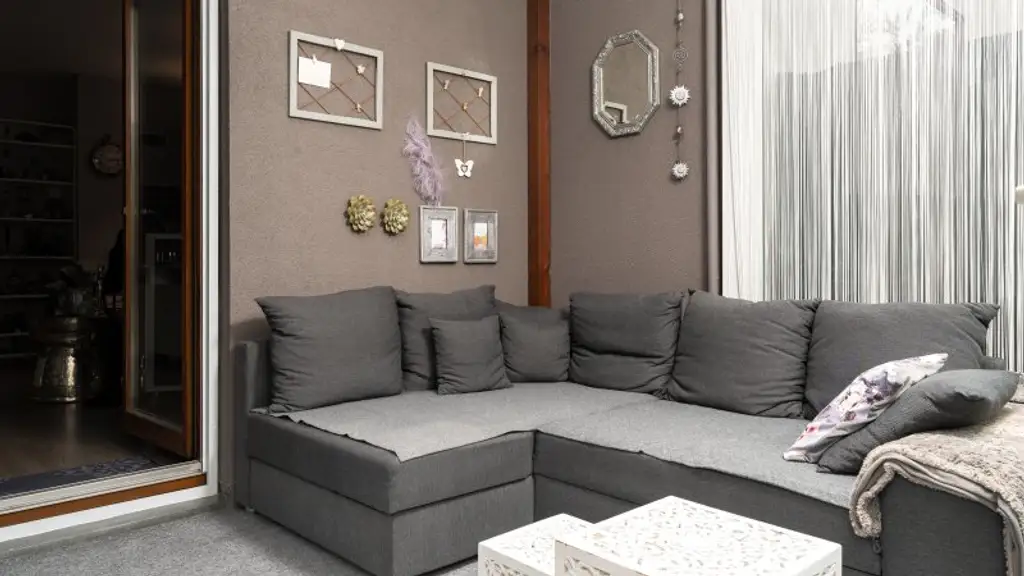 Wohnträume verwirklichen ! *Exklusive Maisonette-Wohnung mit Garten*
