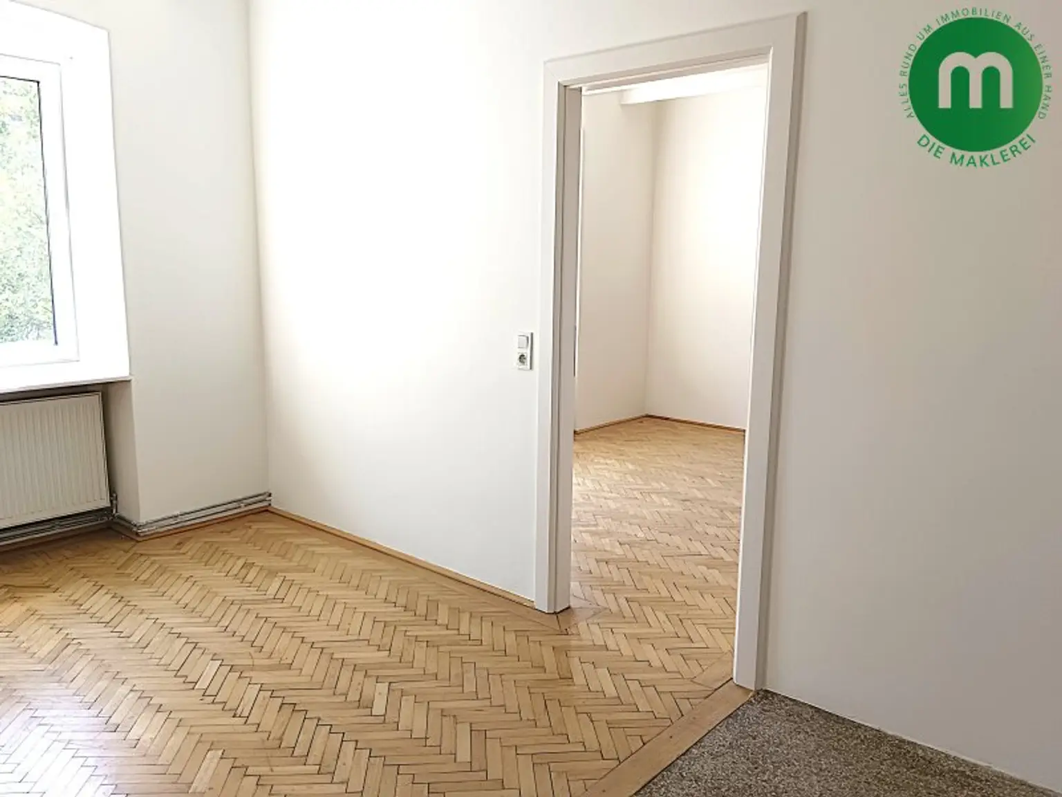 Unbefristete Miete: geräumiger 2-Zimmer-Altbau