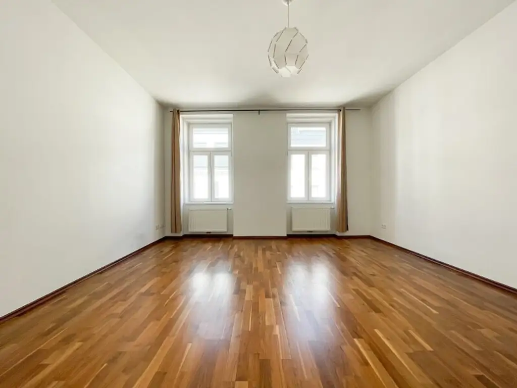 NÄHE LORENZ-BAYER-PARK: attraktive 1-Zimmer-Altbauwohnung mit separater Küche