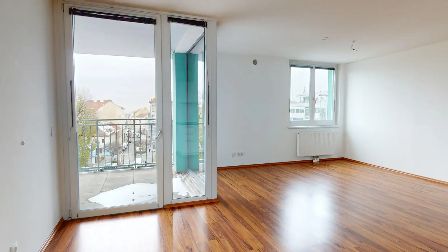 Hardtmuthgasse/Leebgasse: Gepflegte Balkonwohnung - Wohnküche - 3. Liftstock - Gute Infrastruktur