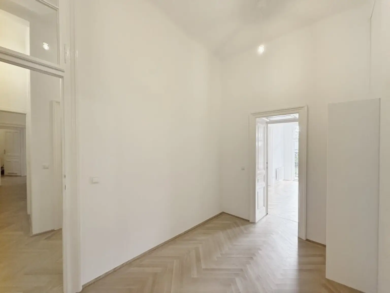 5-Zimmer-Wohnung mit Balkon & Grünblick - Erstbezug nach Sanierung