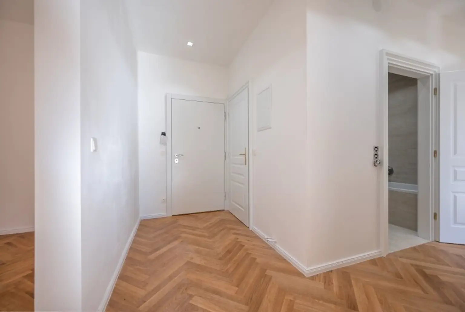 ++NEU++ Fantastische 3-Zimmer Altbauwohnung – Generalsaniert & Stilvoll