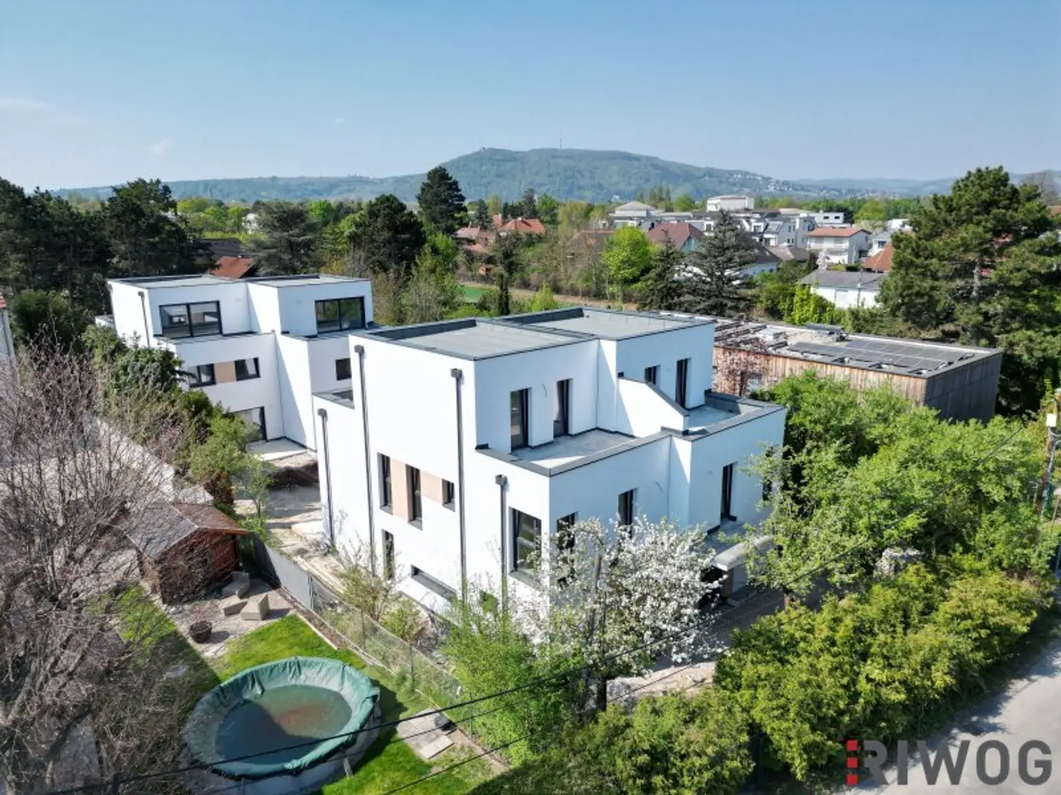 Erstbezugs Doppelhaushälfte | 5-Zimmer & vollunterkellert | schlüsselfertige Option | Luftwärmepumpe