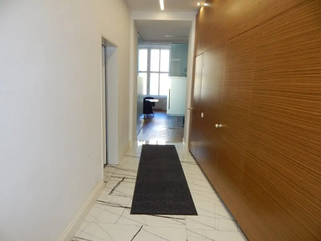 Modernes saniertes Büro/Praxis in zentraler Lage, mit allen Extras - nähe Oper