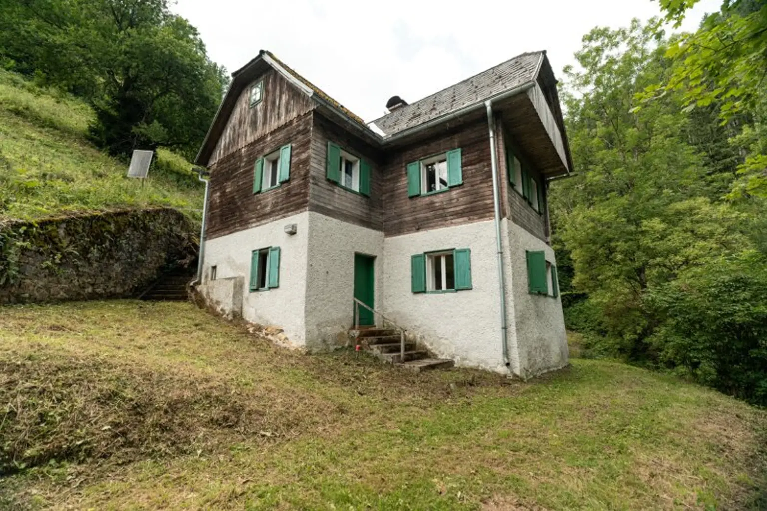 123 ha Eigenjagd mit hohem Altholzbestand