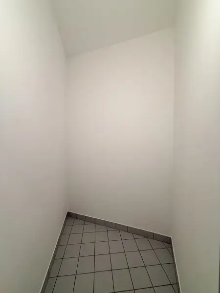 2-Zimmerwohnung mit NEUER EINBAUKÜCHE in 1120 Wien mit Lift zu vermieten