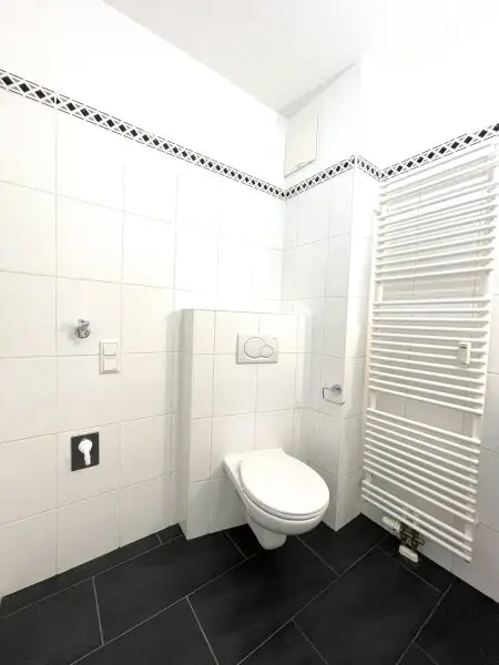 2 Zimmer Dachgeschoss-Wohnung  zu kaufen!!