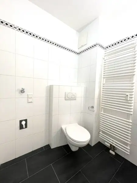 2 Zimmer Dachgeschoss-Wohnung  zu kaufen!!