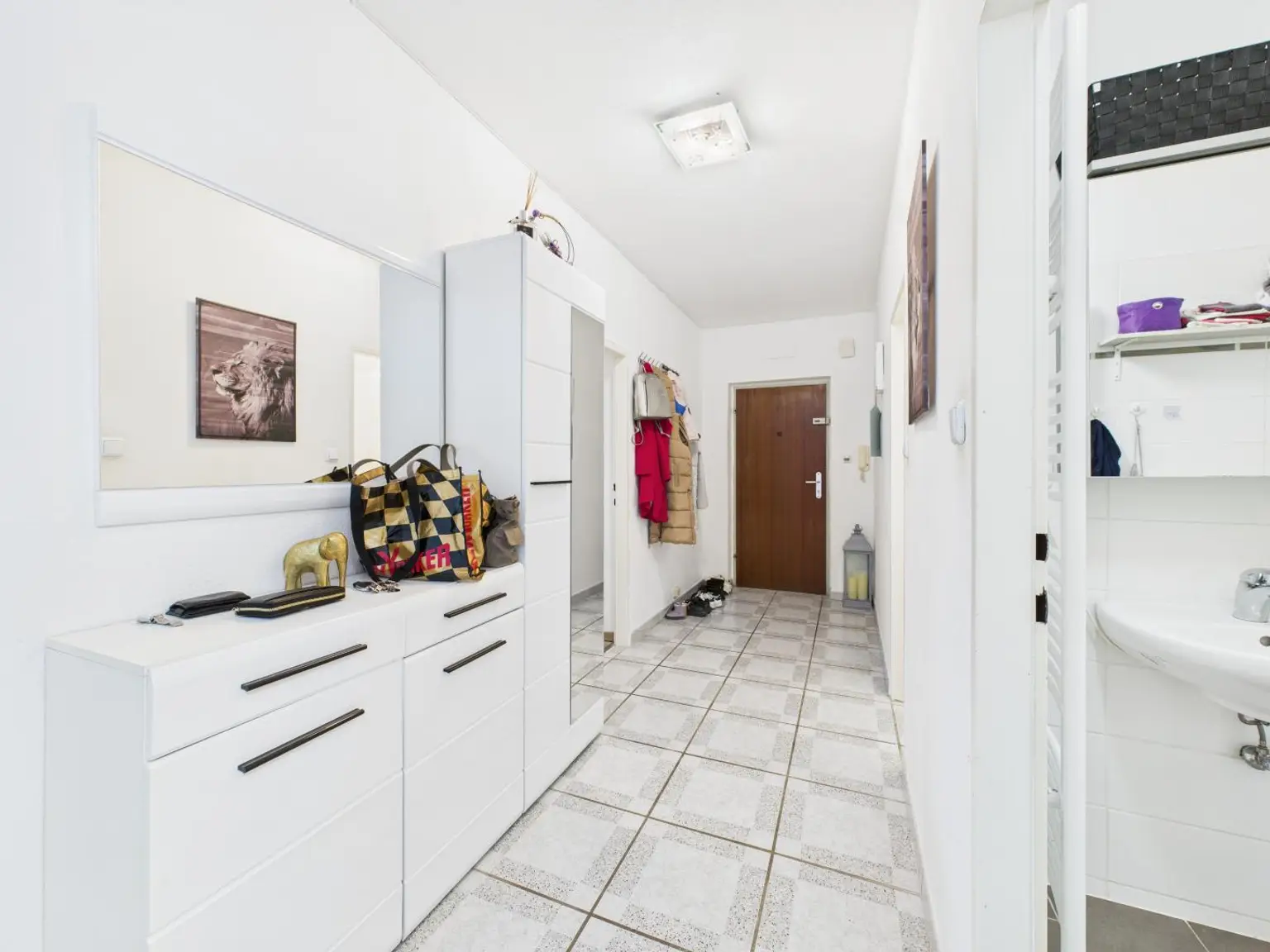 Helle 3-Zimmer Wohnung mit Loggia in Bestlage von Wels