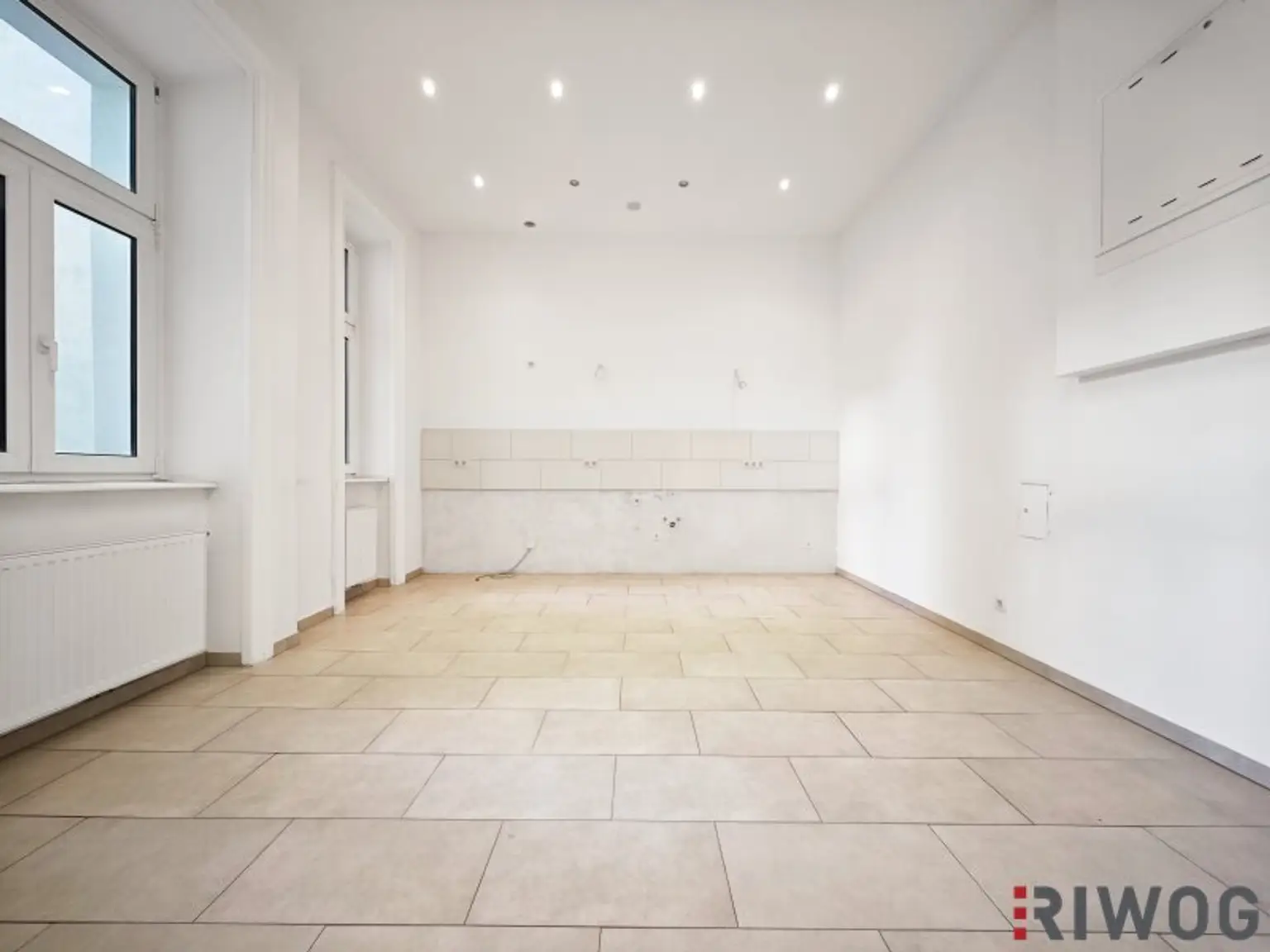 Topsaniertes Stilaltbaubüro in Naschmarktnähe | sehr hell | 154m² mit 4 bis 5 Zimmern | Luftwärmepumpe