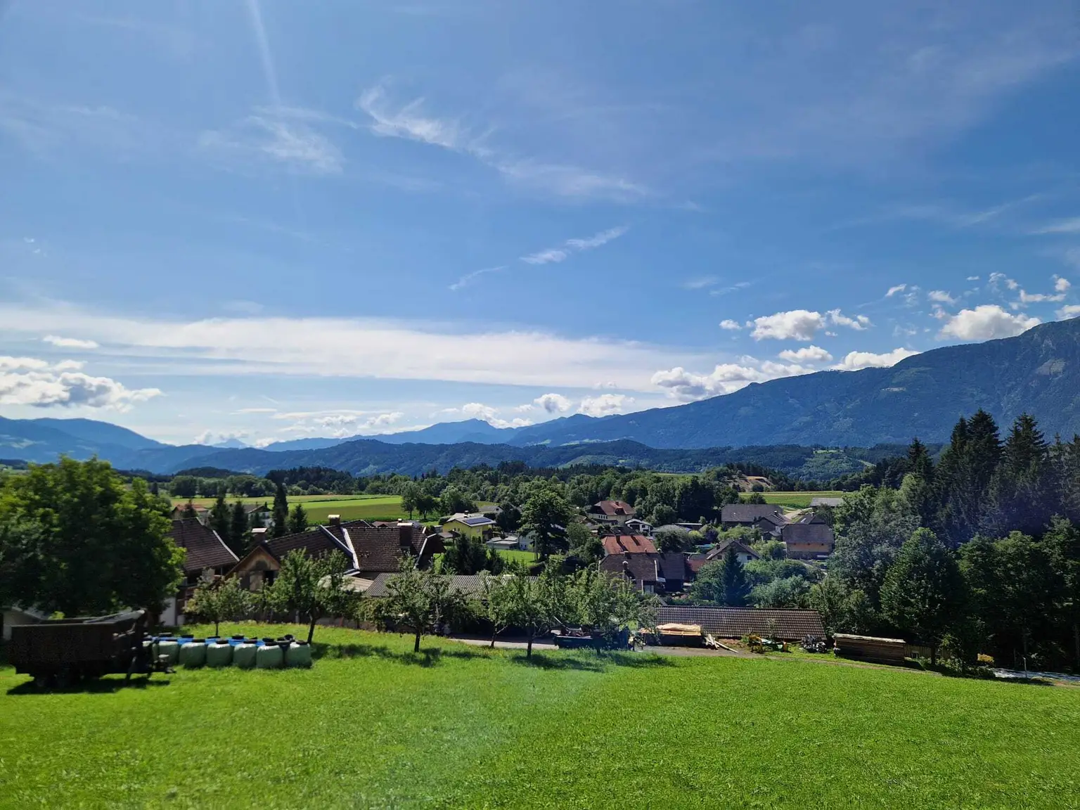 Mein Platz an der Sonne !   Schöne Baugrundstücke in Aussichtlage - oberhalb von Seeboden am Millstättersee - ab € 131.250,-