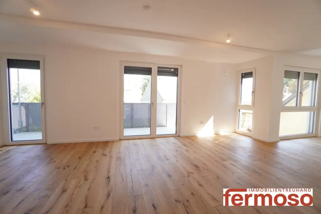 Großzügige 2- Zimmer Balkonwohnung mit optionalem Eigengarten