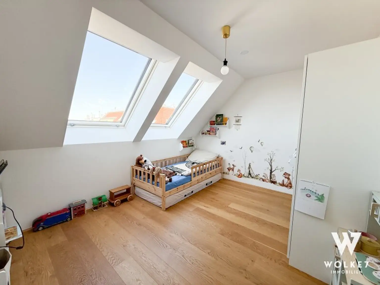 Exklusive Dachgeschosswohnung mit Klimaanlage, sonniger Terrasse & Balkon – Wohnen über den Dächern Wiens
