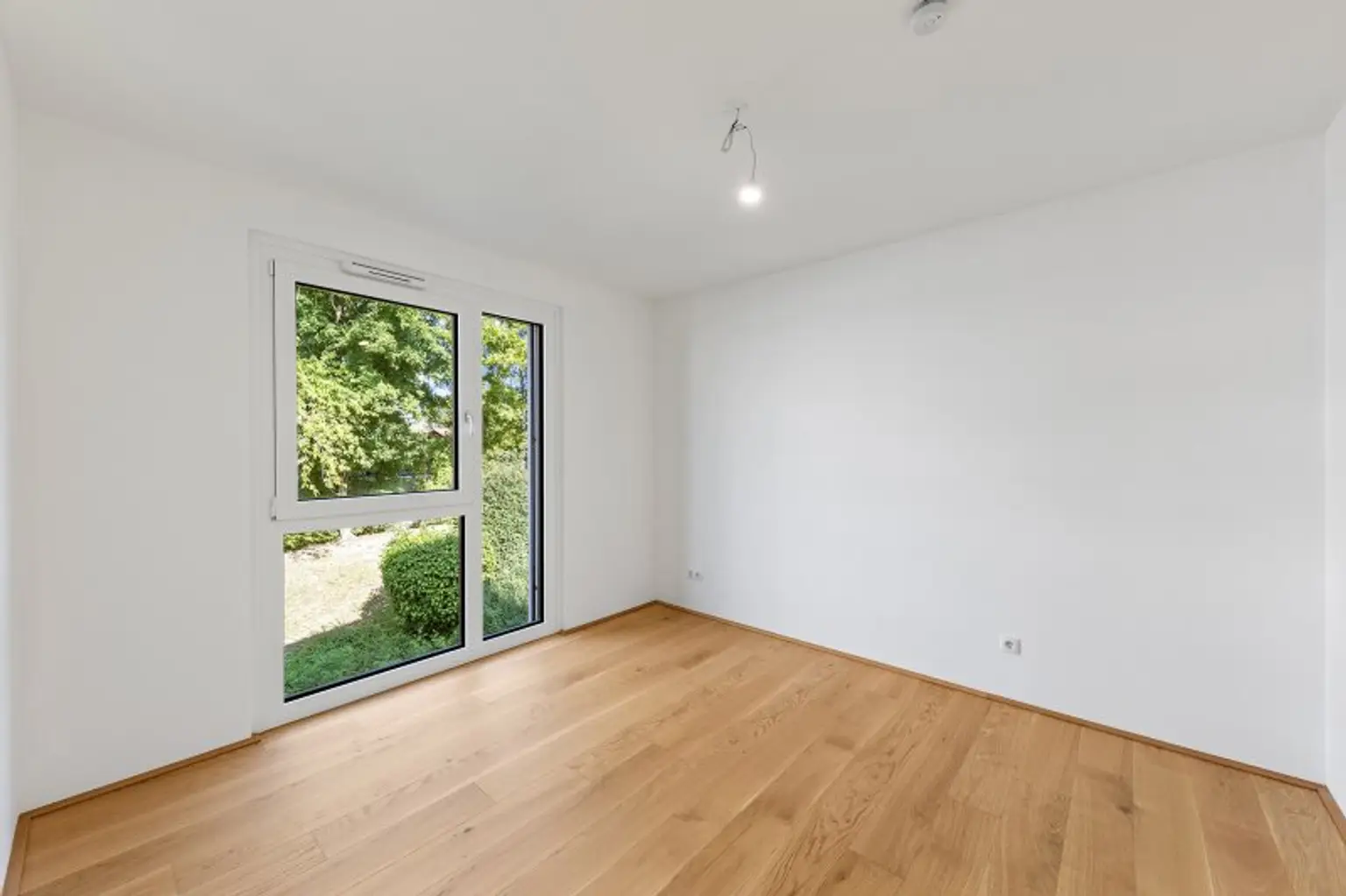 floé 225 - ruhige 3-Zimmer-Wohnung mit Südbalkon und Ausblick